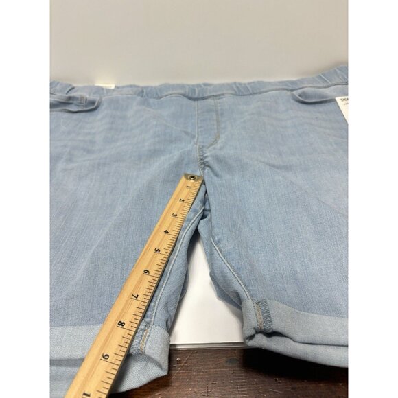Levis Strauss Pull On Bermuda Women's Plus Size Jean Shorts 28/39W - Brand New - Picture 10 of 11